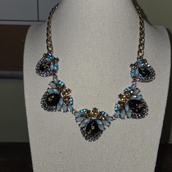 BOGO💖Multicolor Gem Statement Necklace - Picture 3 of 5